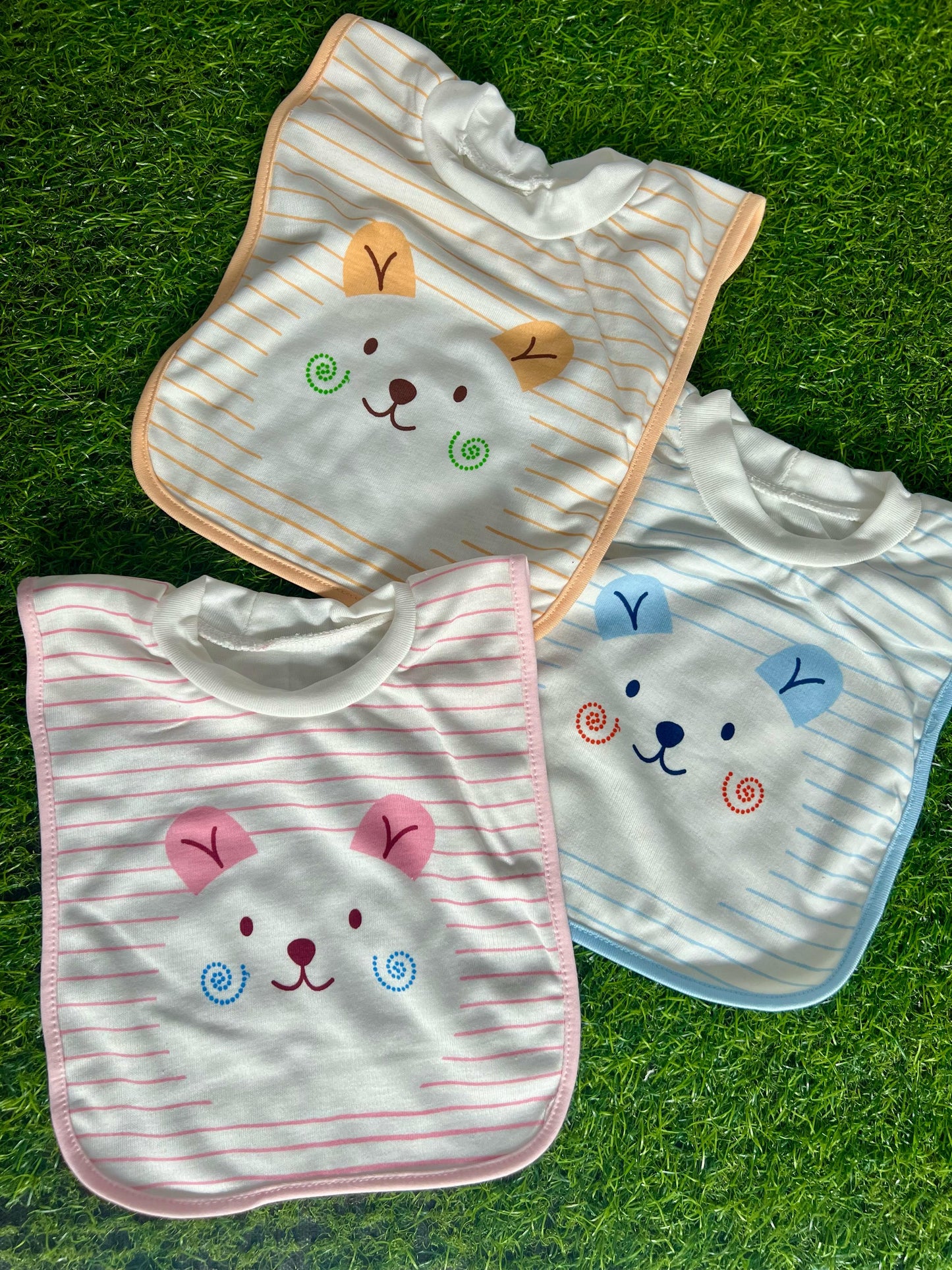 Cute Bear Bibs