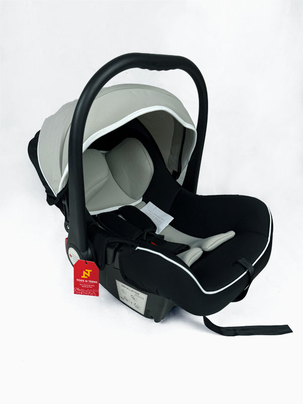 Black Carry Cot C005