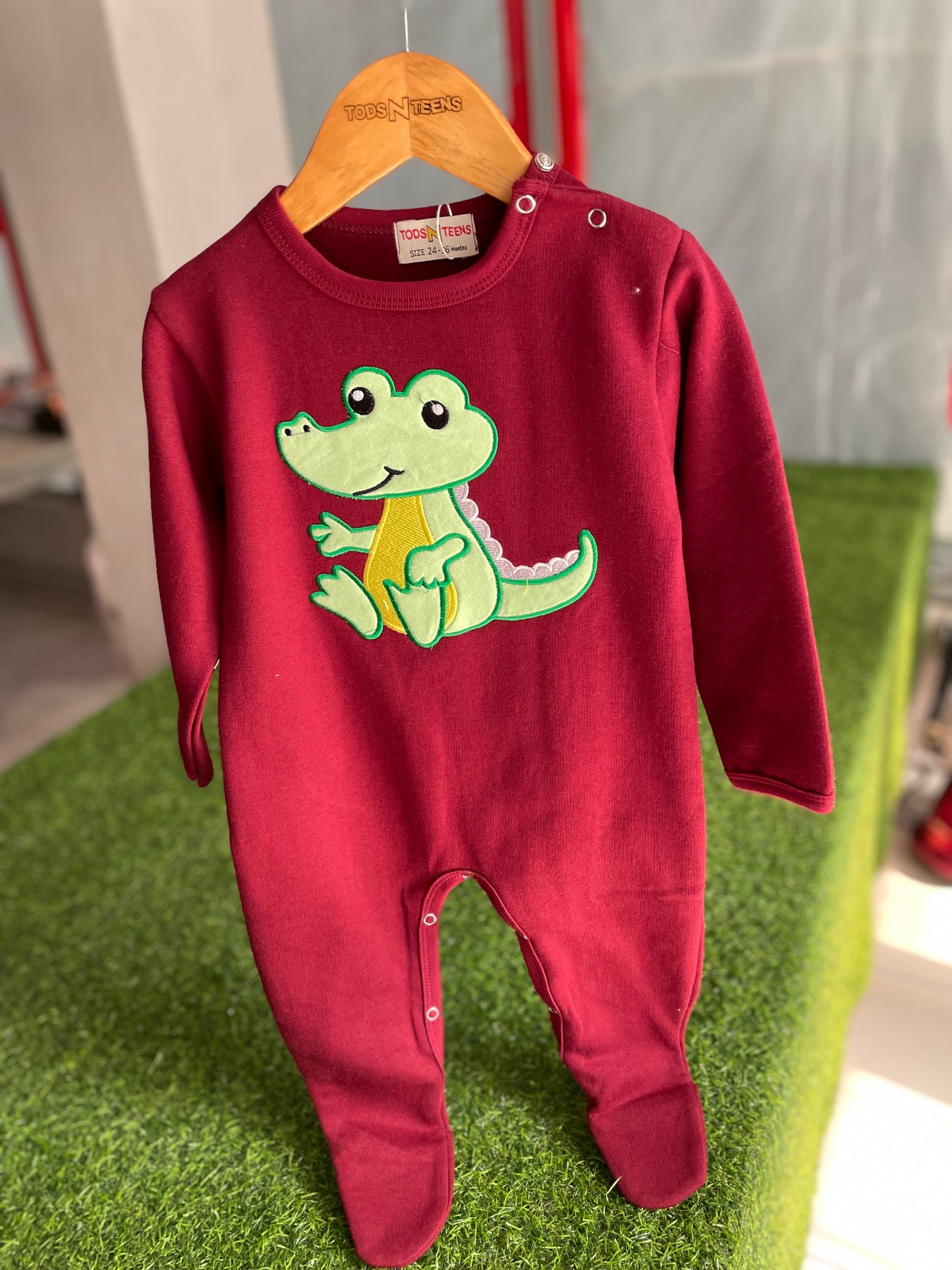 N837-Cozy Winter Romper (0-36M)