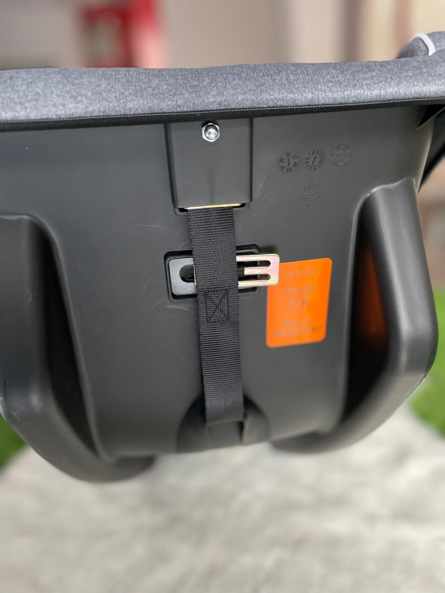 Grey Carry Cot G101