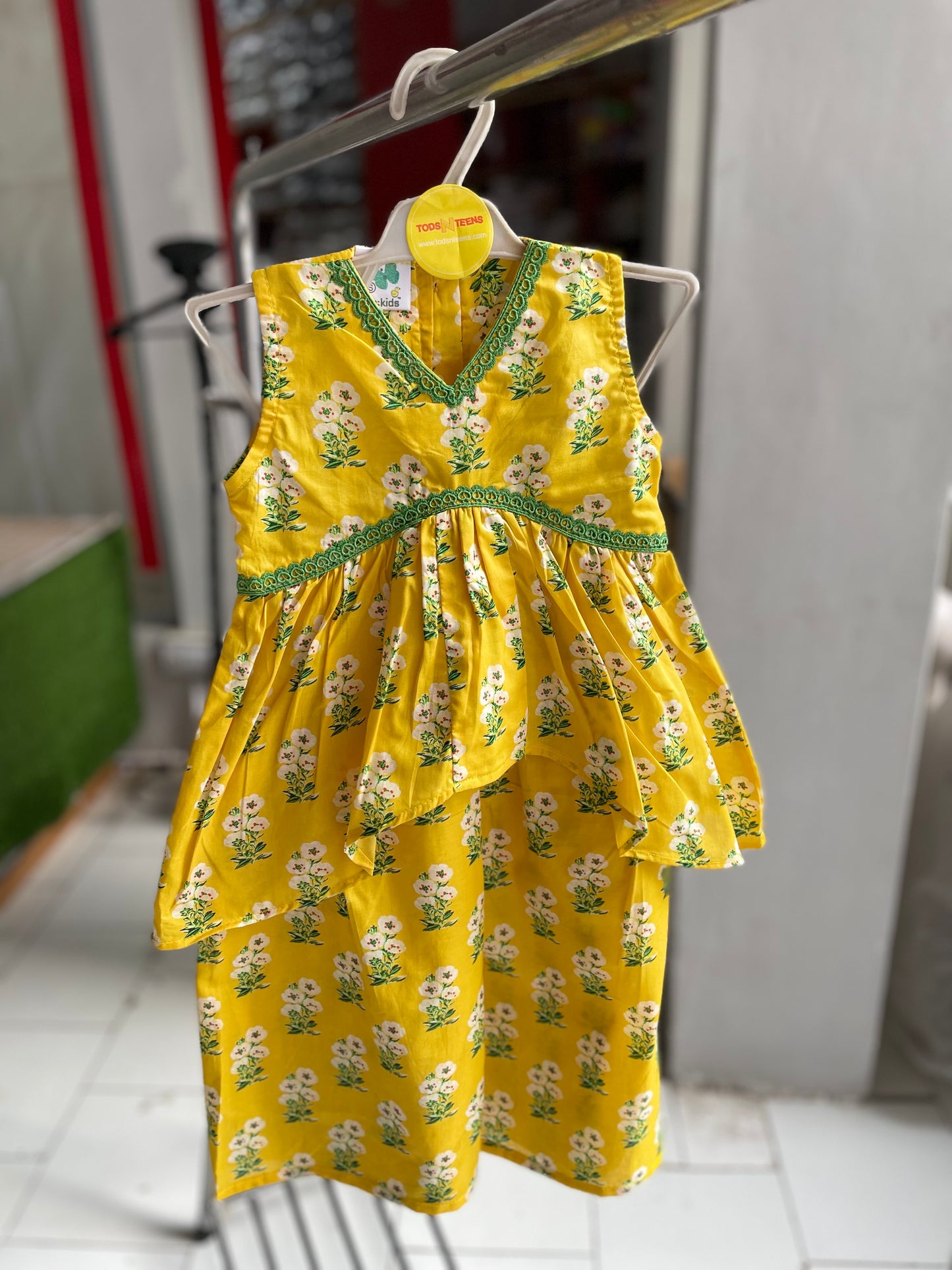 G274-Girl's Dress
