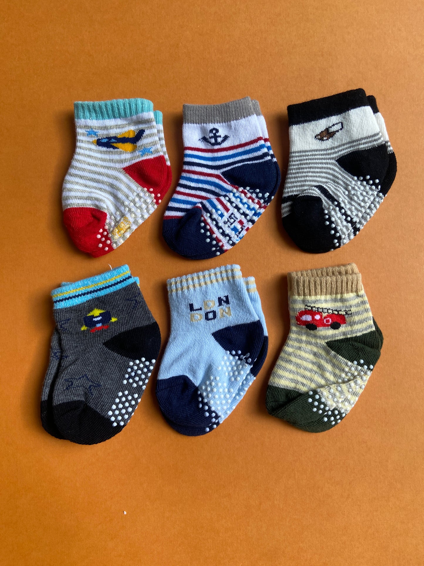 SH531-pack of 6 Winter Baby Socks 0-6M
