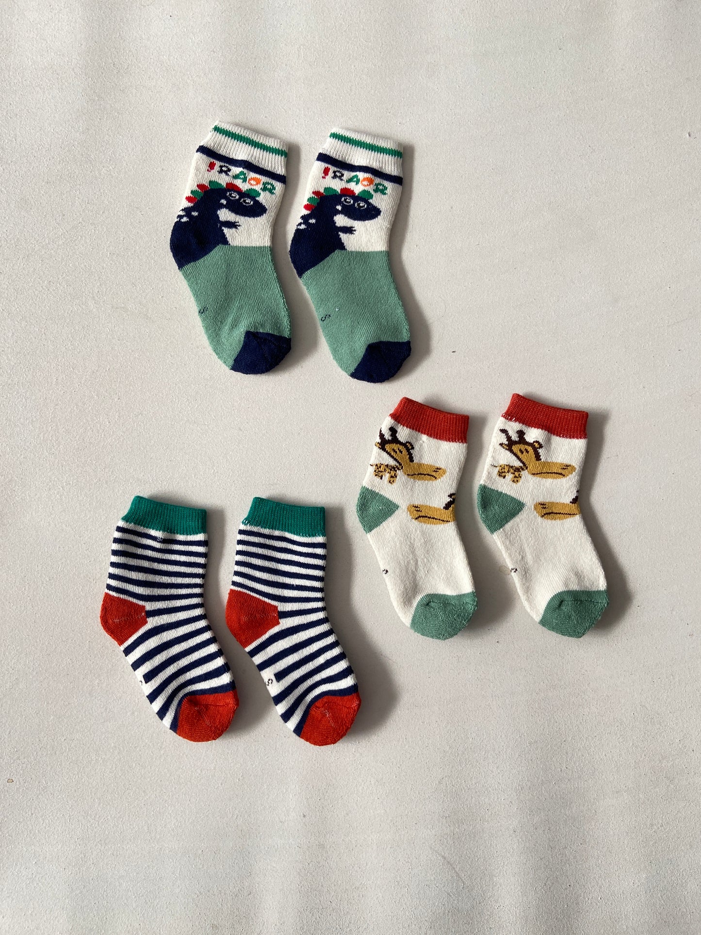 SH600-Pack of 3 Winter Baby Socks (0-12M)