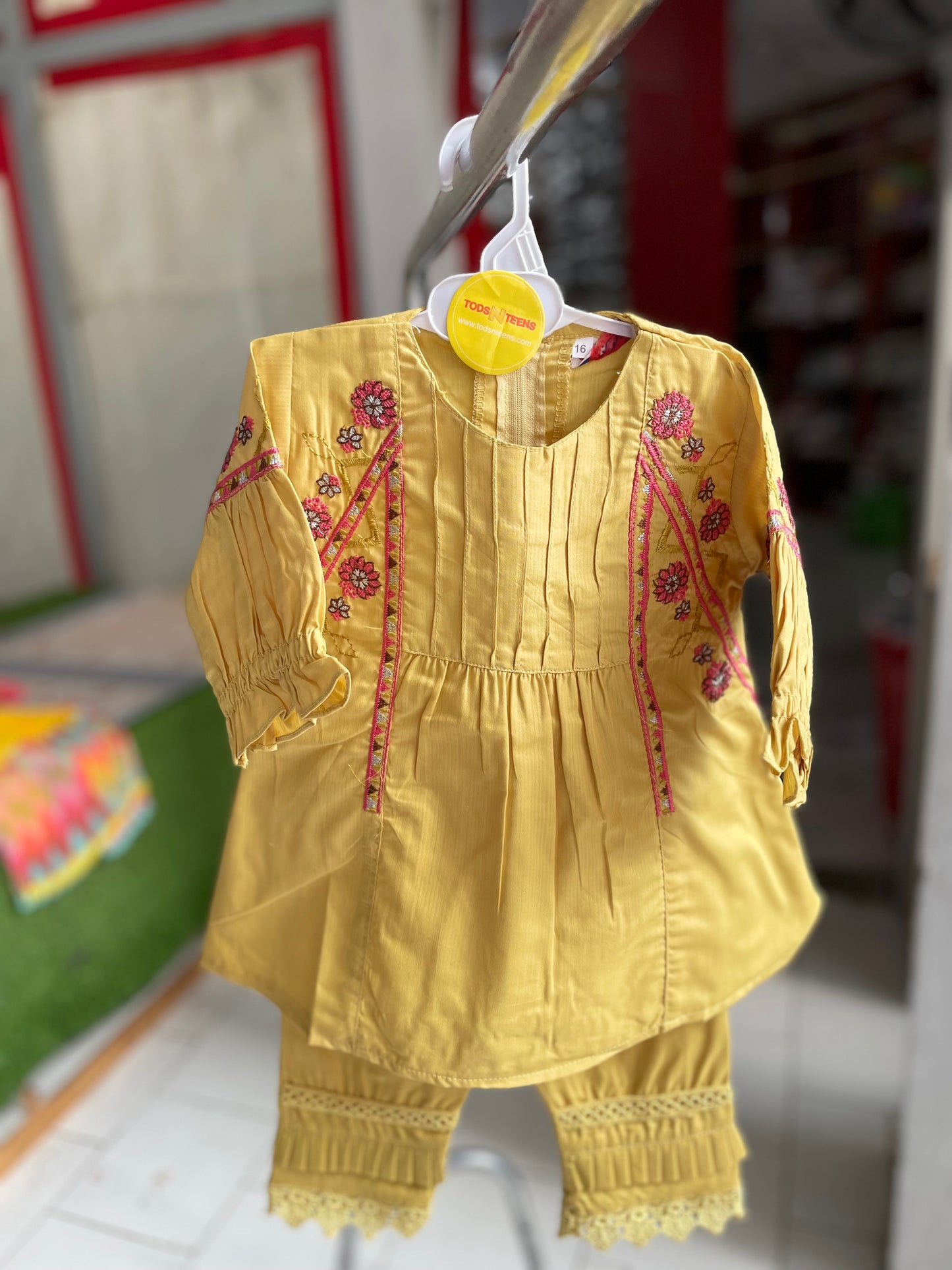 G275-Girl's Dress