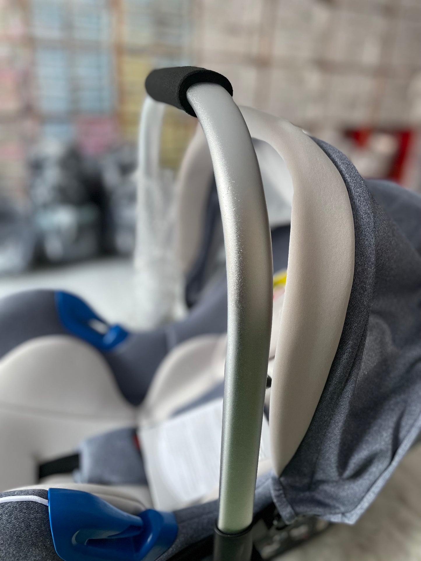 White Carry Cot G101
