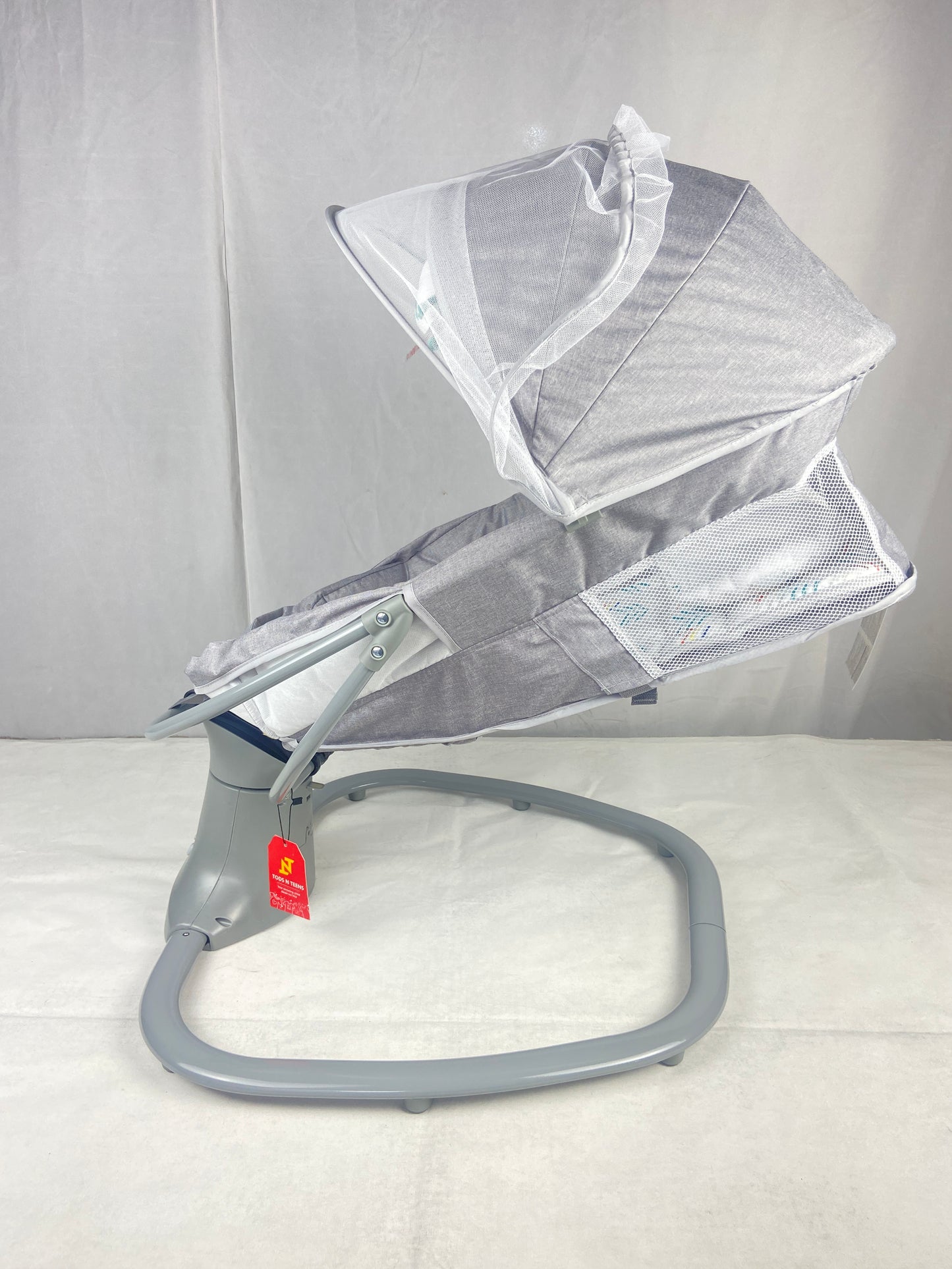 Mastela 3 in 1 Deluxe Multi-Functional Rocker