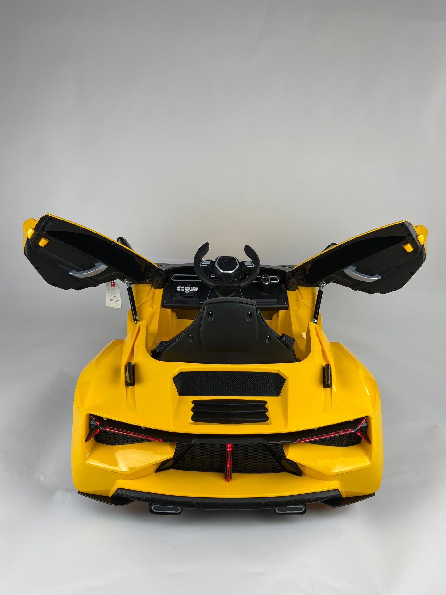 Luxurious Yellow Lamborghini Racing Electric Car C603