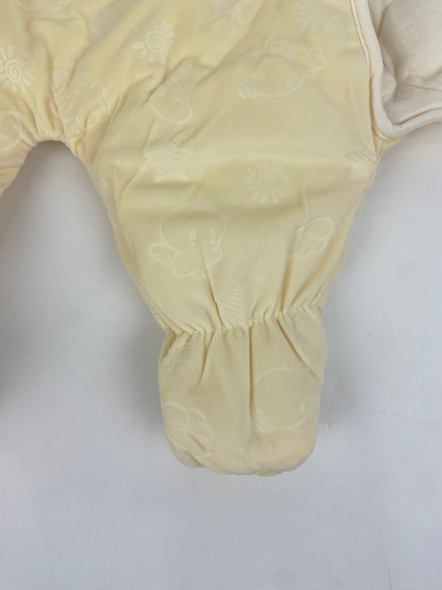 SHT425-Cozy Baby Swaddle