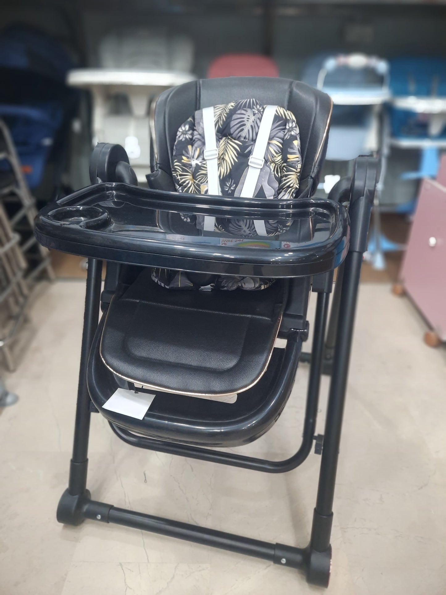 Multifunctional Baby High Feeding Chair with Swing Function-BZ-S700