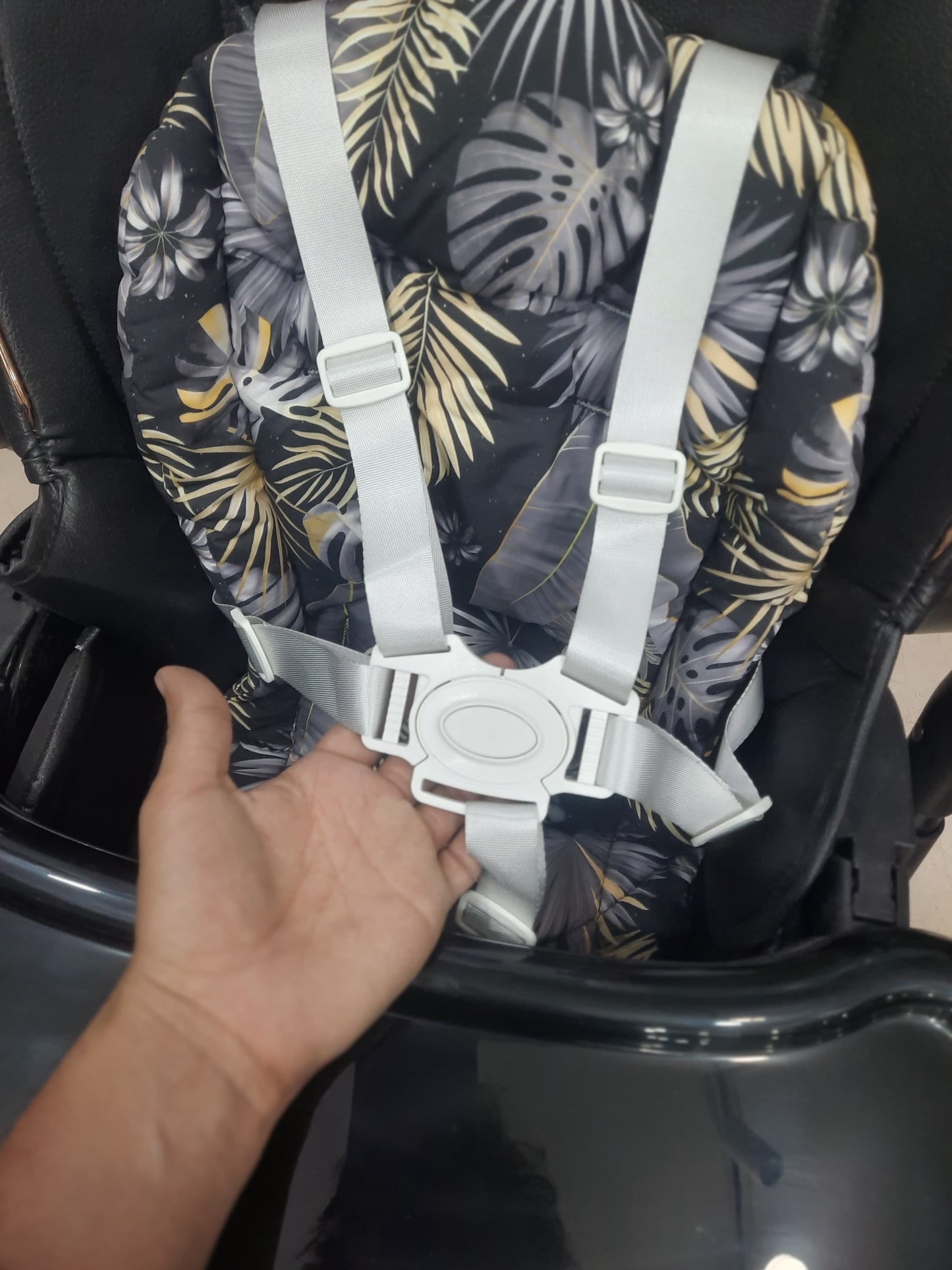 Multifunctional Baby High Feeding Chair with Swing Function-BZ-S700
