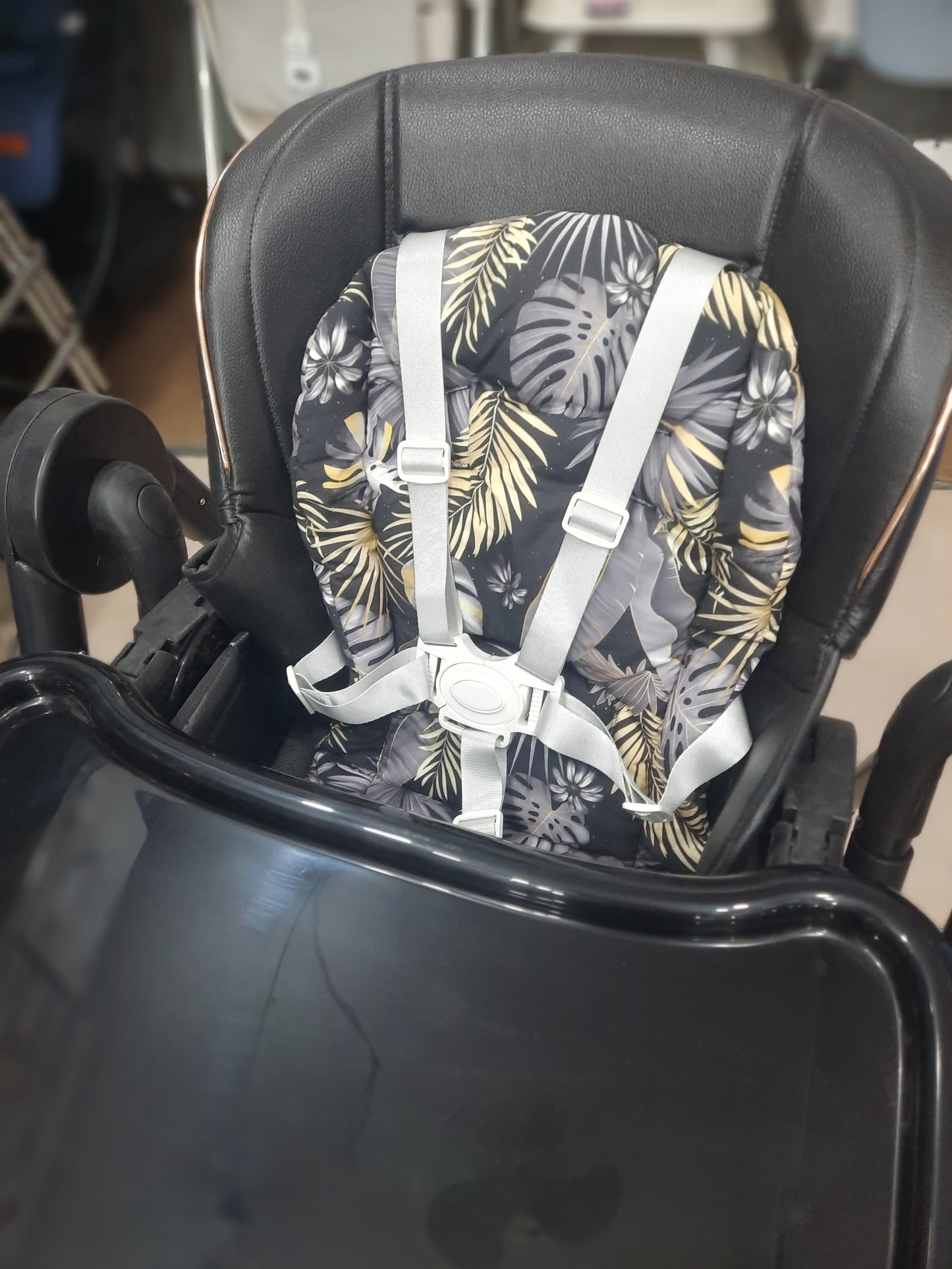 Multifunctional Baby High Feeding Chair with Swing Function-BZ-S700