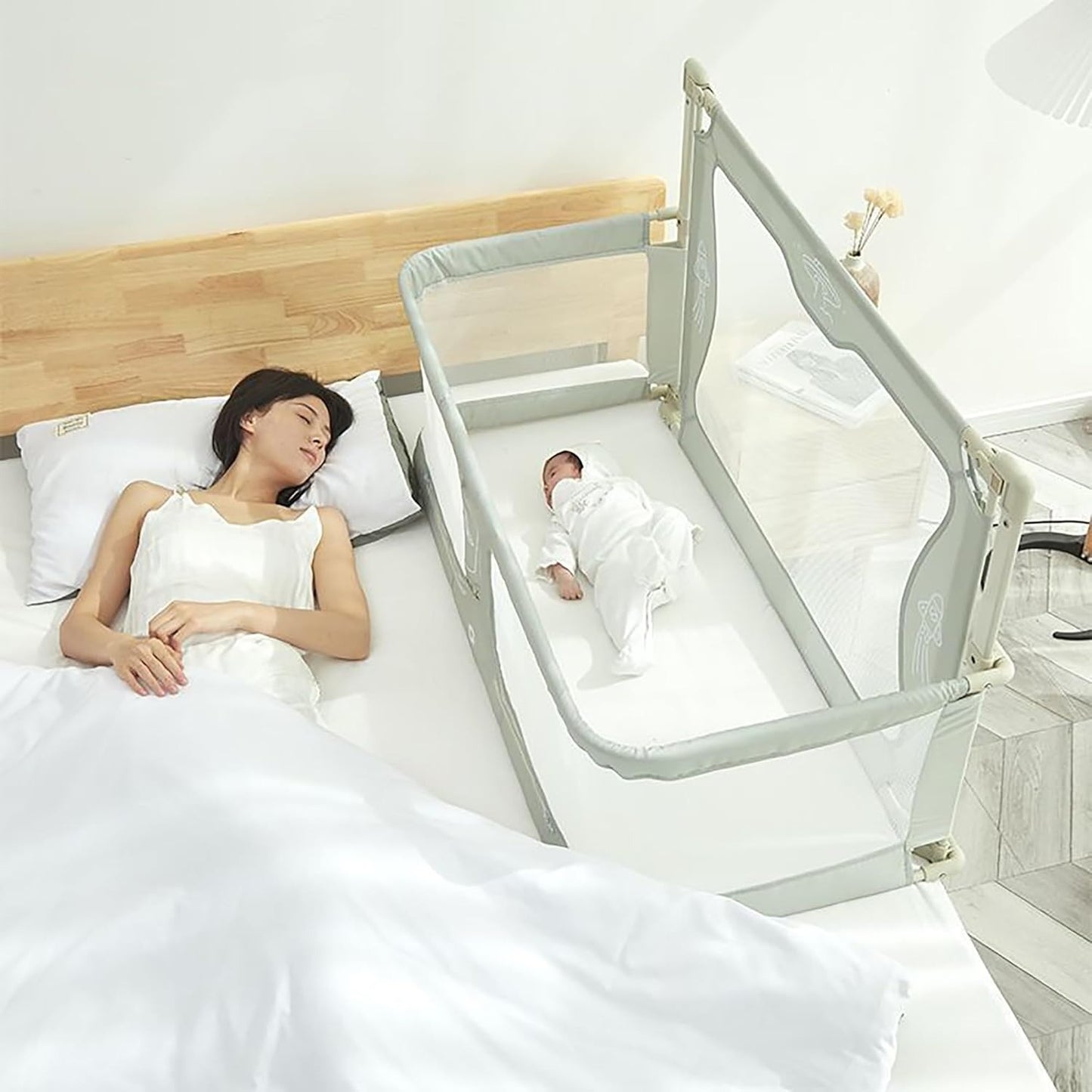 3-in-1 Portable Crib with Rails - Cot Sleeper for Baby in Bed - BZ-B-101