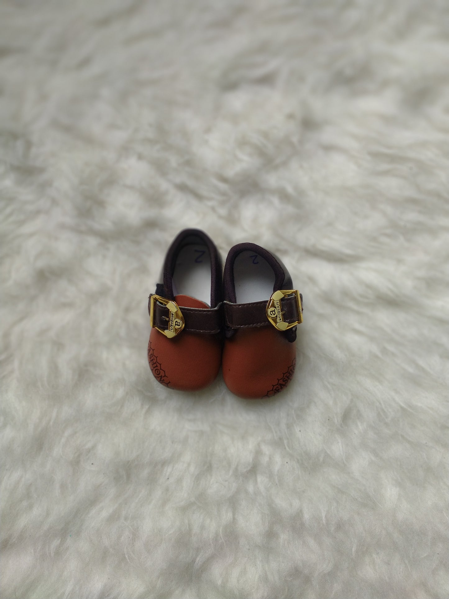 SH249-Baby Booties
