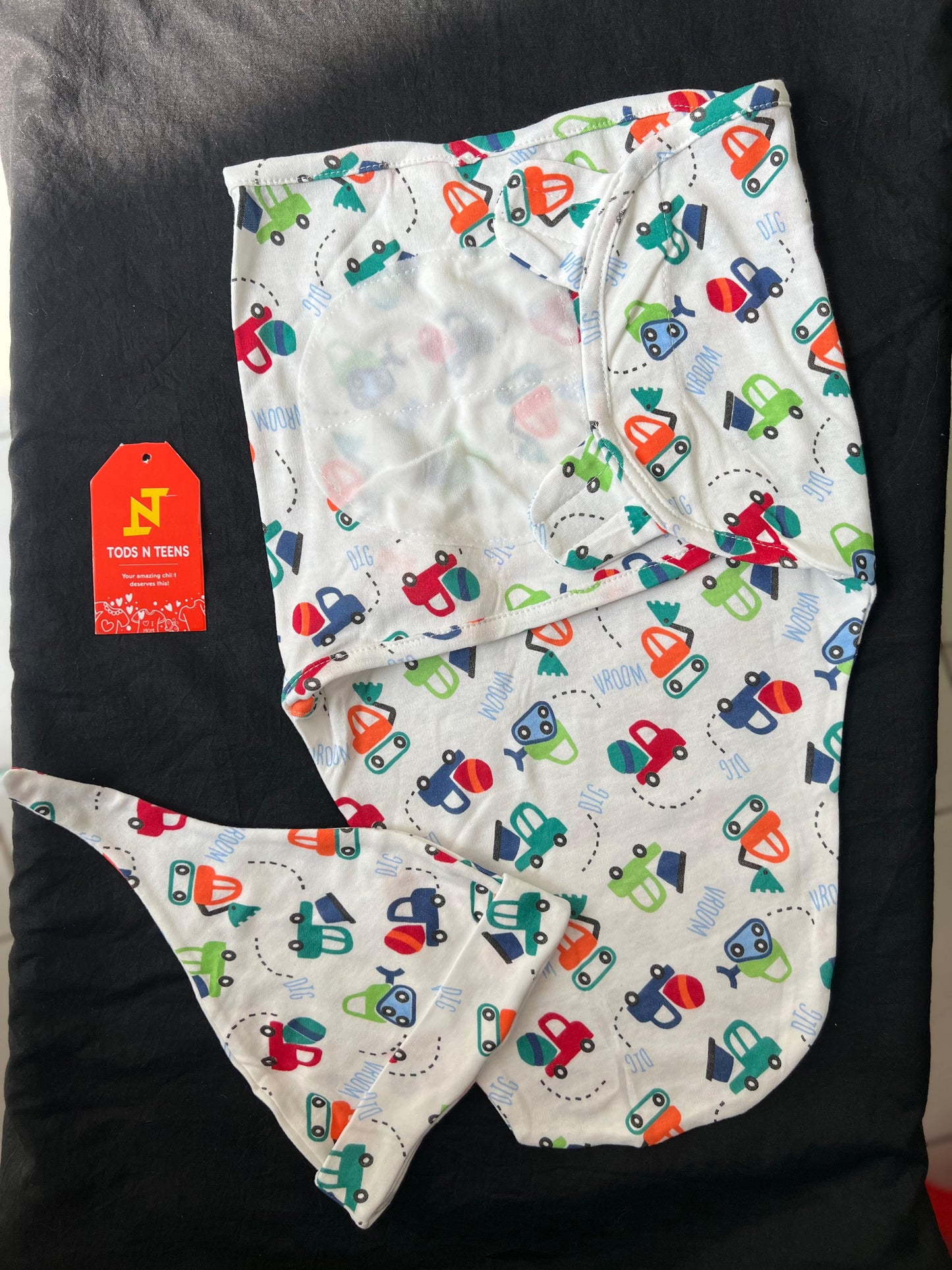 SHT273-Swaddle Me with Cap