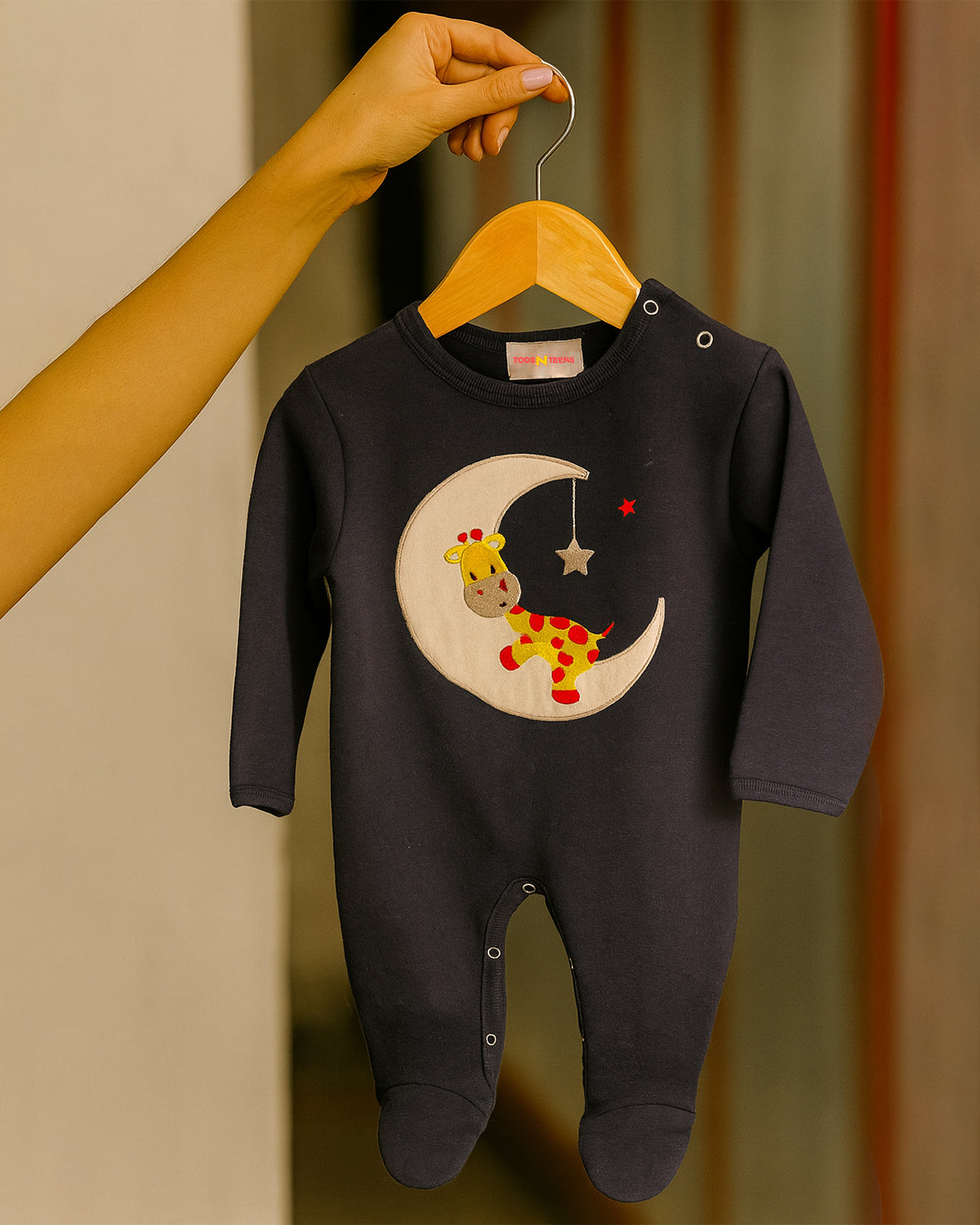 N836-Cozy Winter Romper (0-36M)