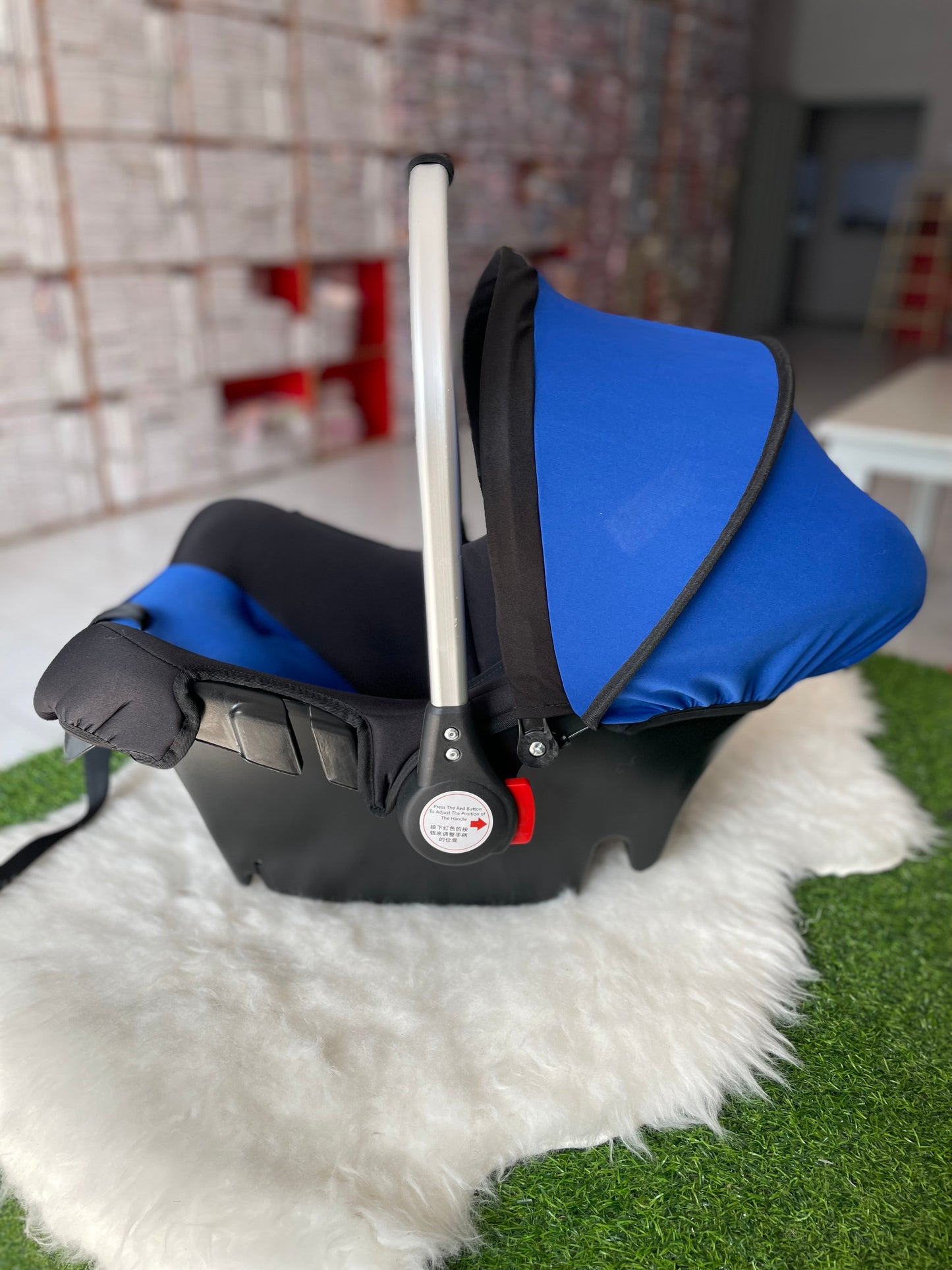 Blue Carry Cot SQ001