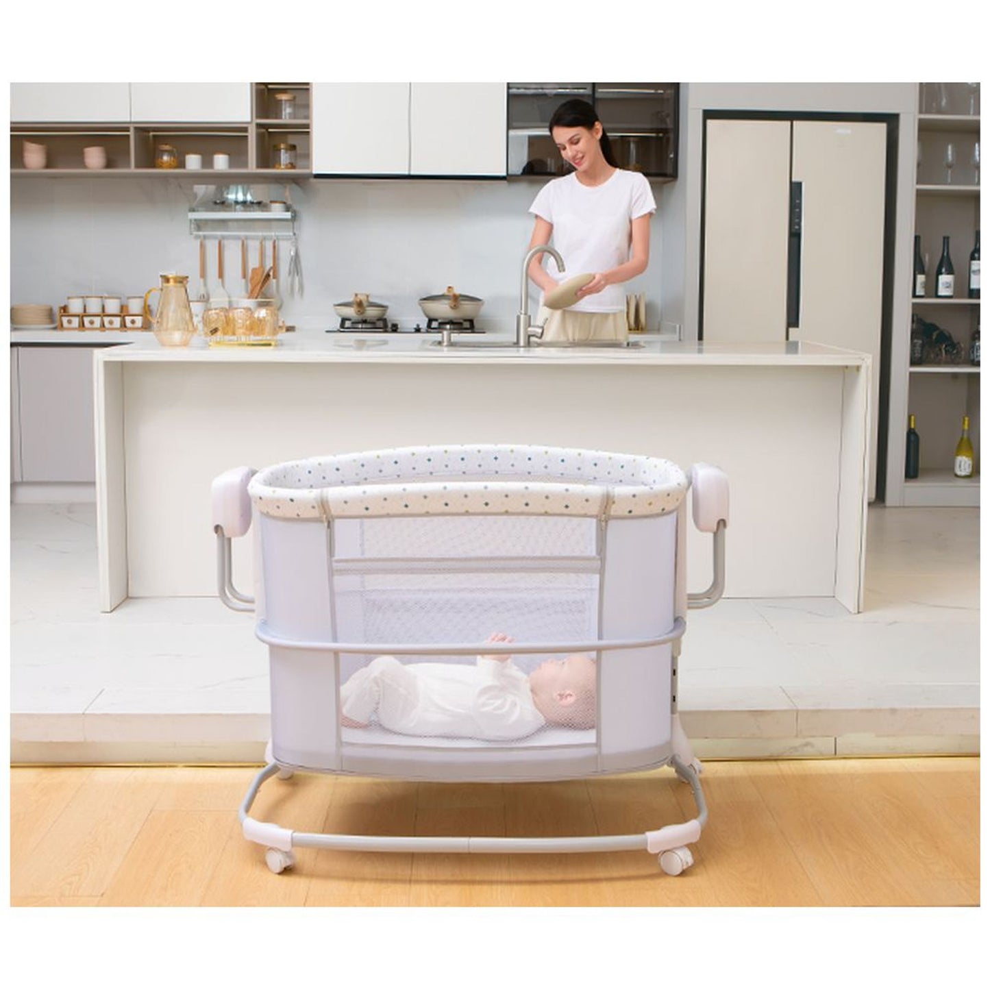 Mastela Deluxe 3-in-1 Bassinet