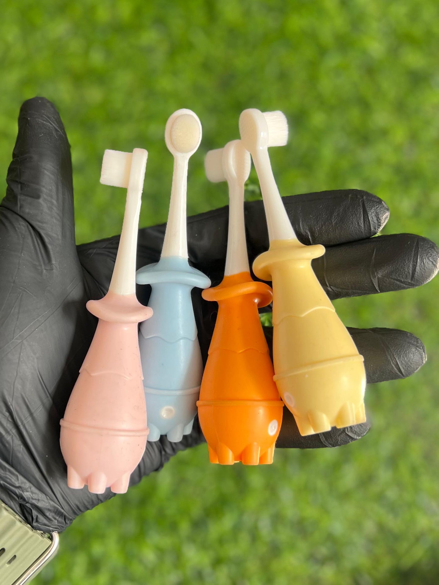 FE98-Soft bristle toothbrush