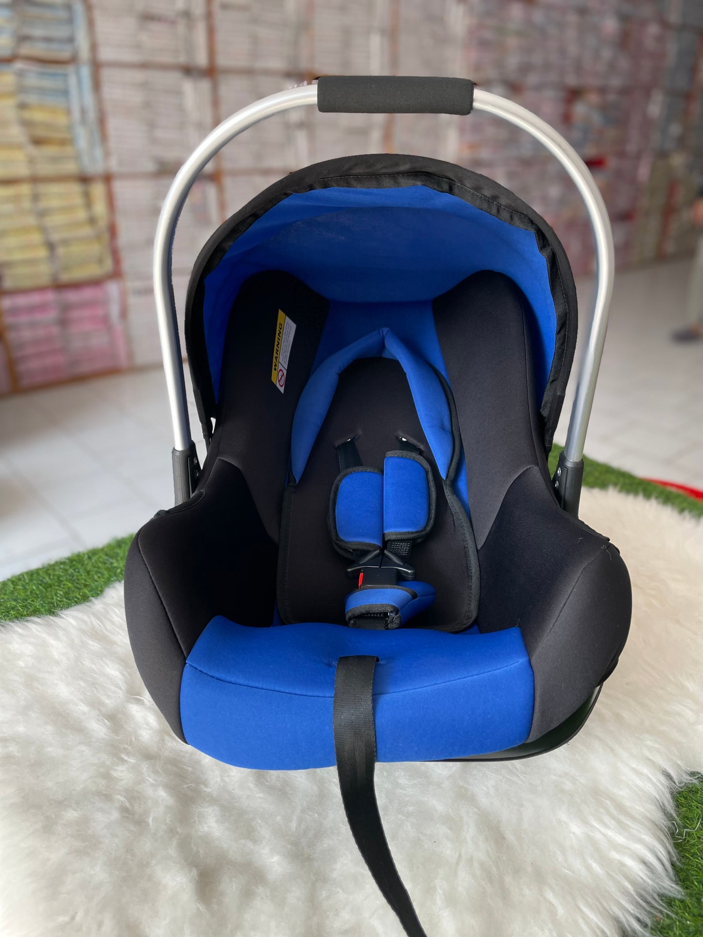 Blue Carry Cot SQ001