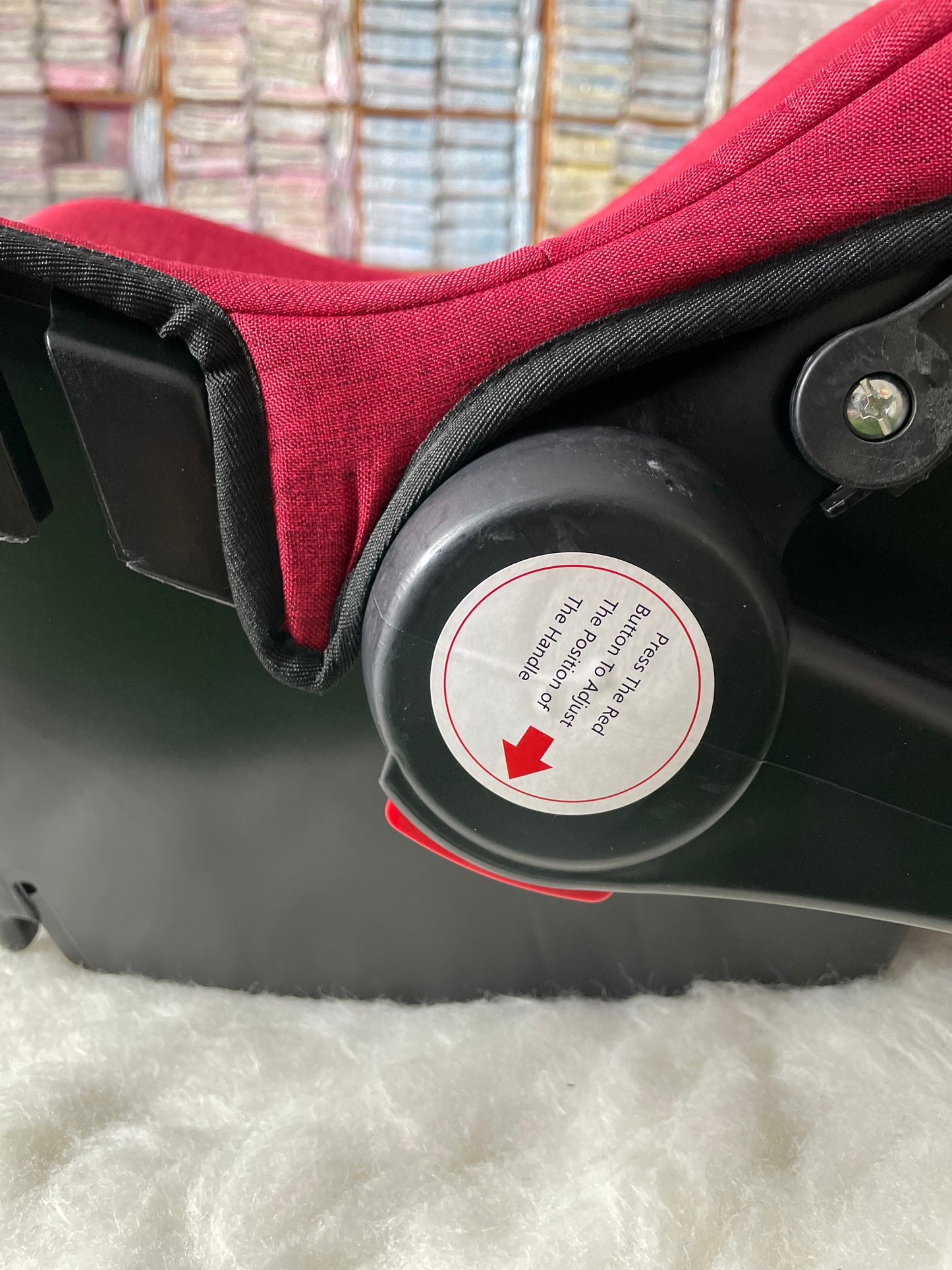 Red Carry Cot SQ002