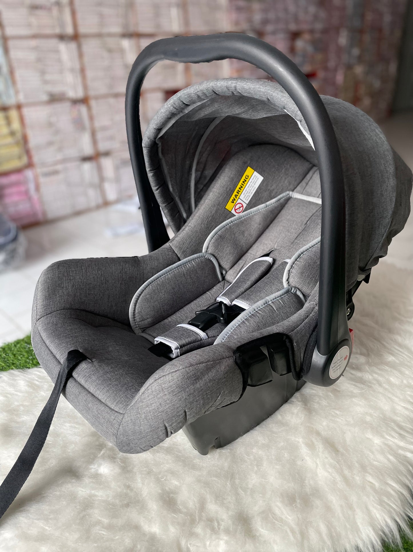 Grey Carry Cot SQ002