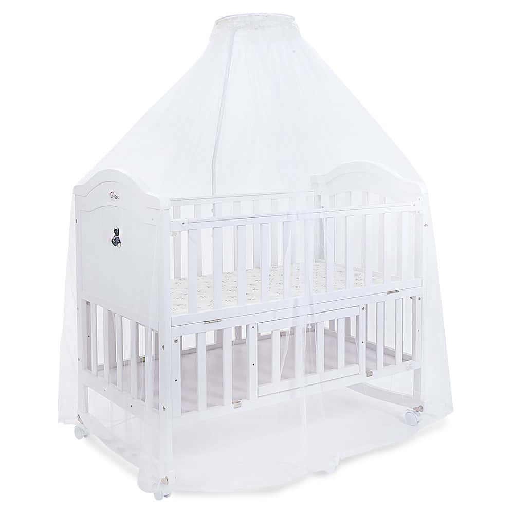 TINNIES WOODEN COT-WHITE