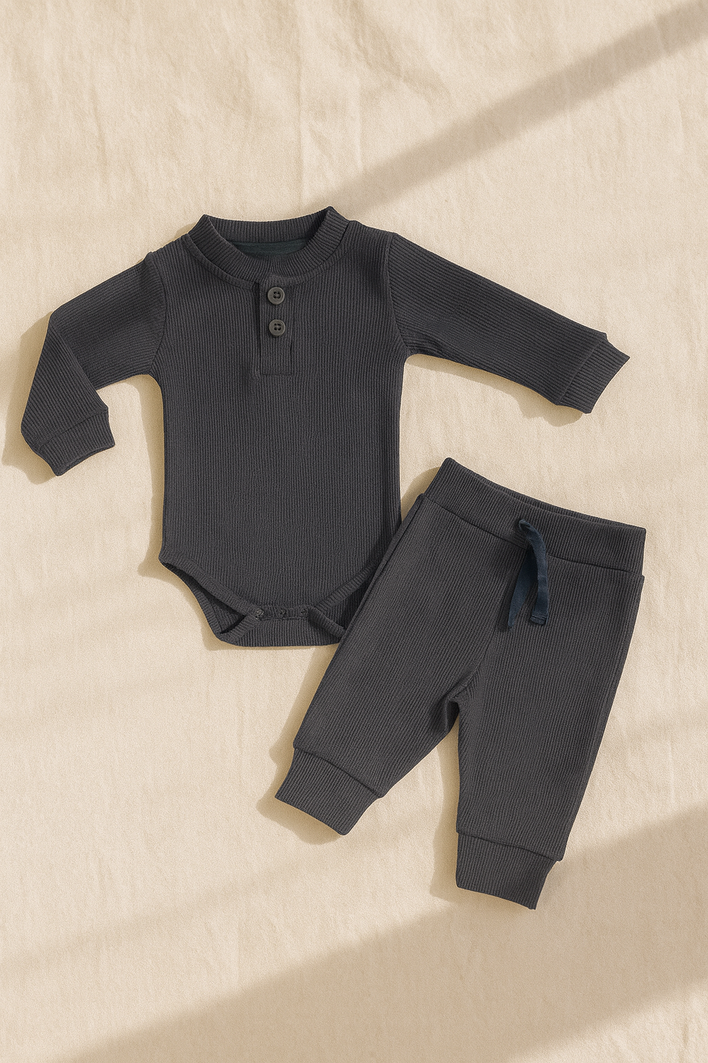 N1045-Black 2pc Warmer Set (3-36M)