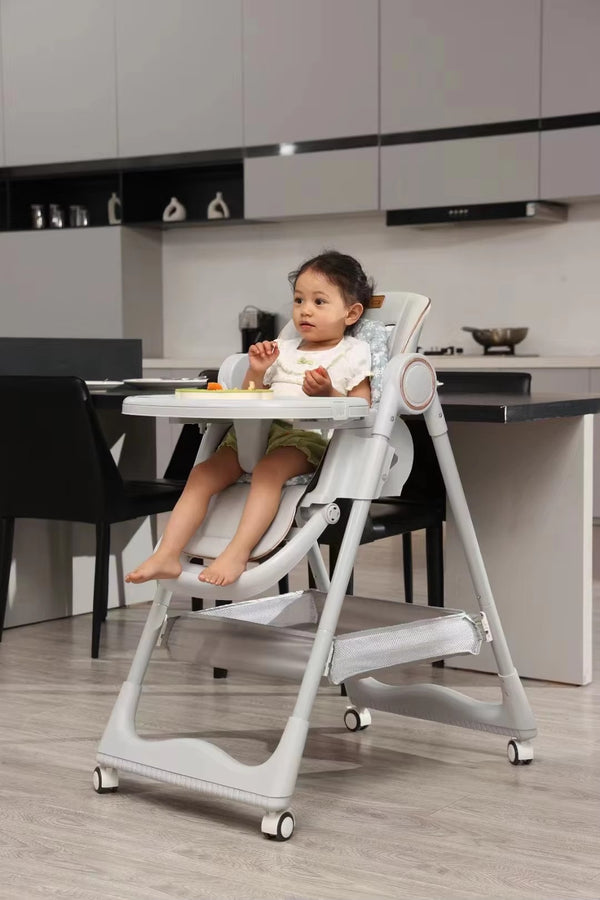 MotherCare Premium Feeding Chair - 805