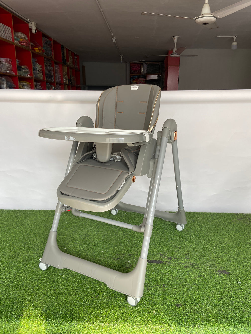 Kidilo 2-in-1 Highchair With Swing Function - DC02