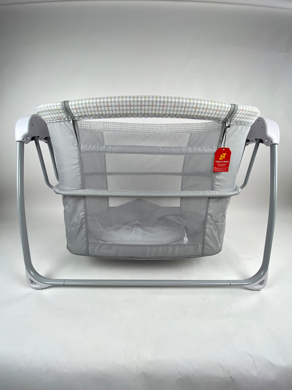 Mastela Baby Electric Bed Swing and Bassinet 4 in 1