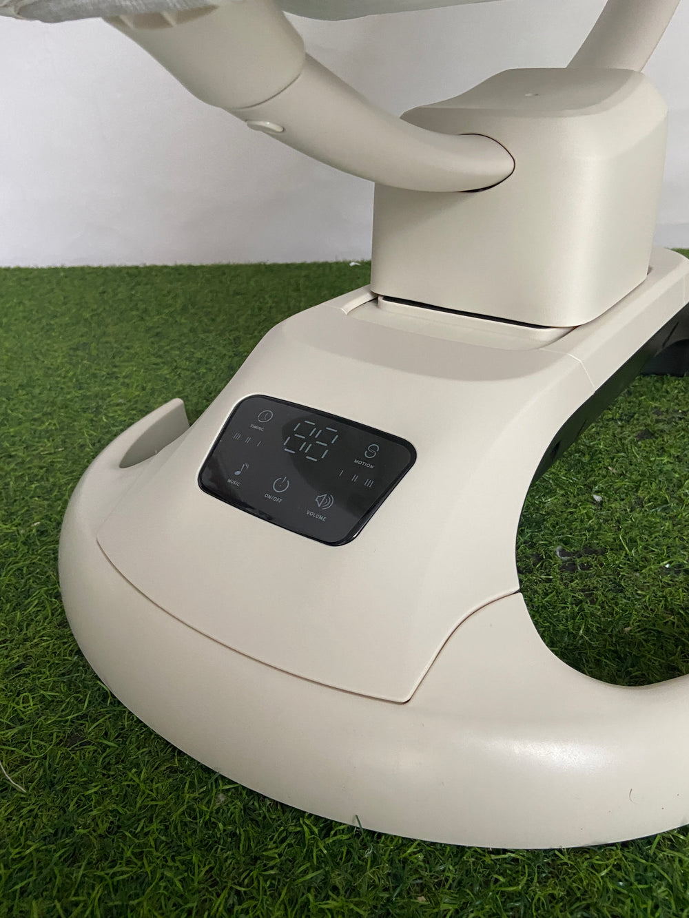 Mastela LullaBy Orbit Baby Cradle - 0917