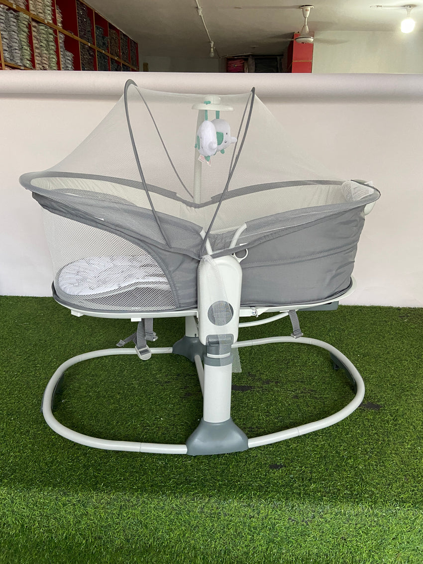 Mastela 6 in 1 Deluxe bassinet