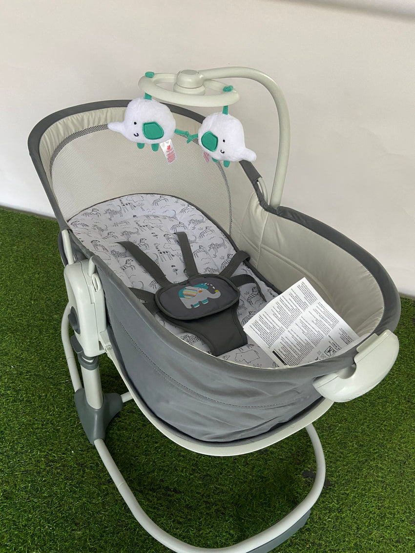 Mastela 6 in 1 Deluxe bassinet