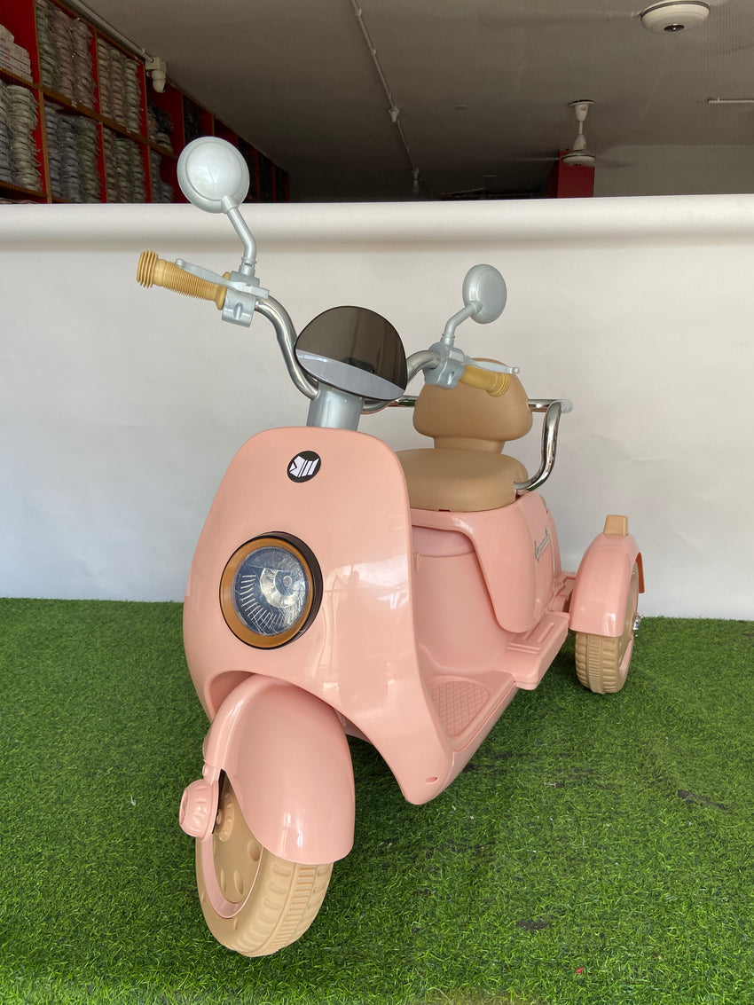 Imported Electric Luxury Double seated Scooter - M689
