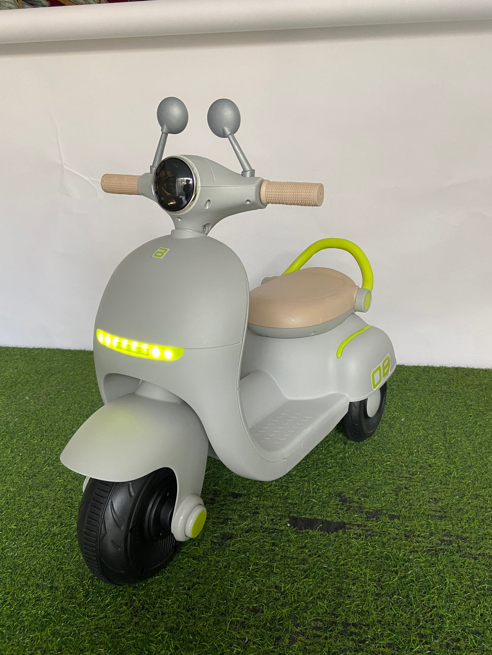 Imported Electric Elegant Scooter - 2288