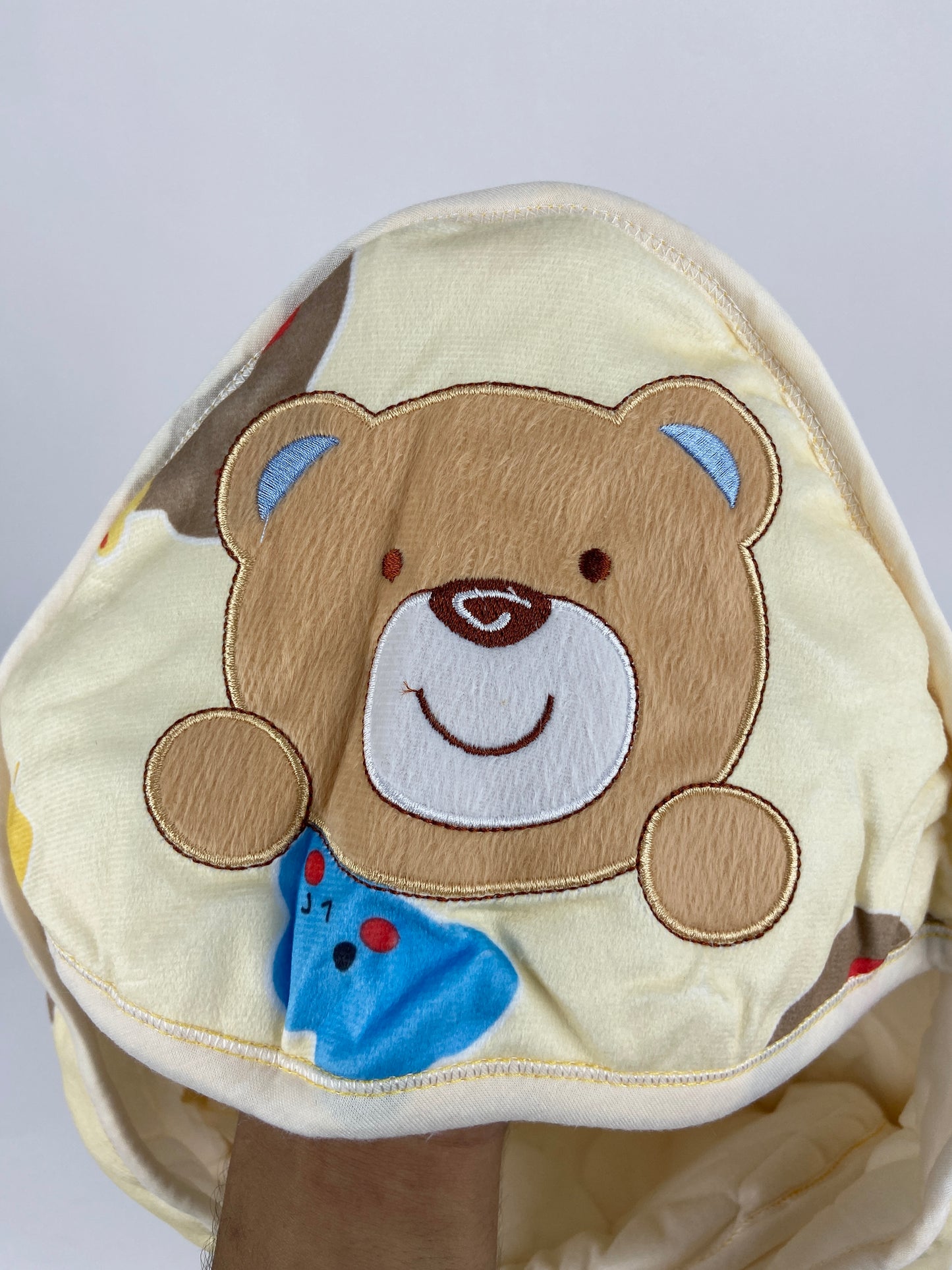 SHT422-Cozy Baby Swaddle