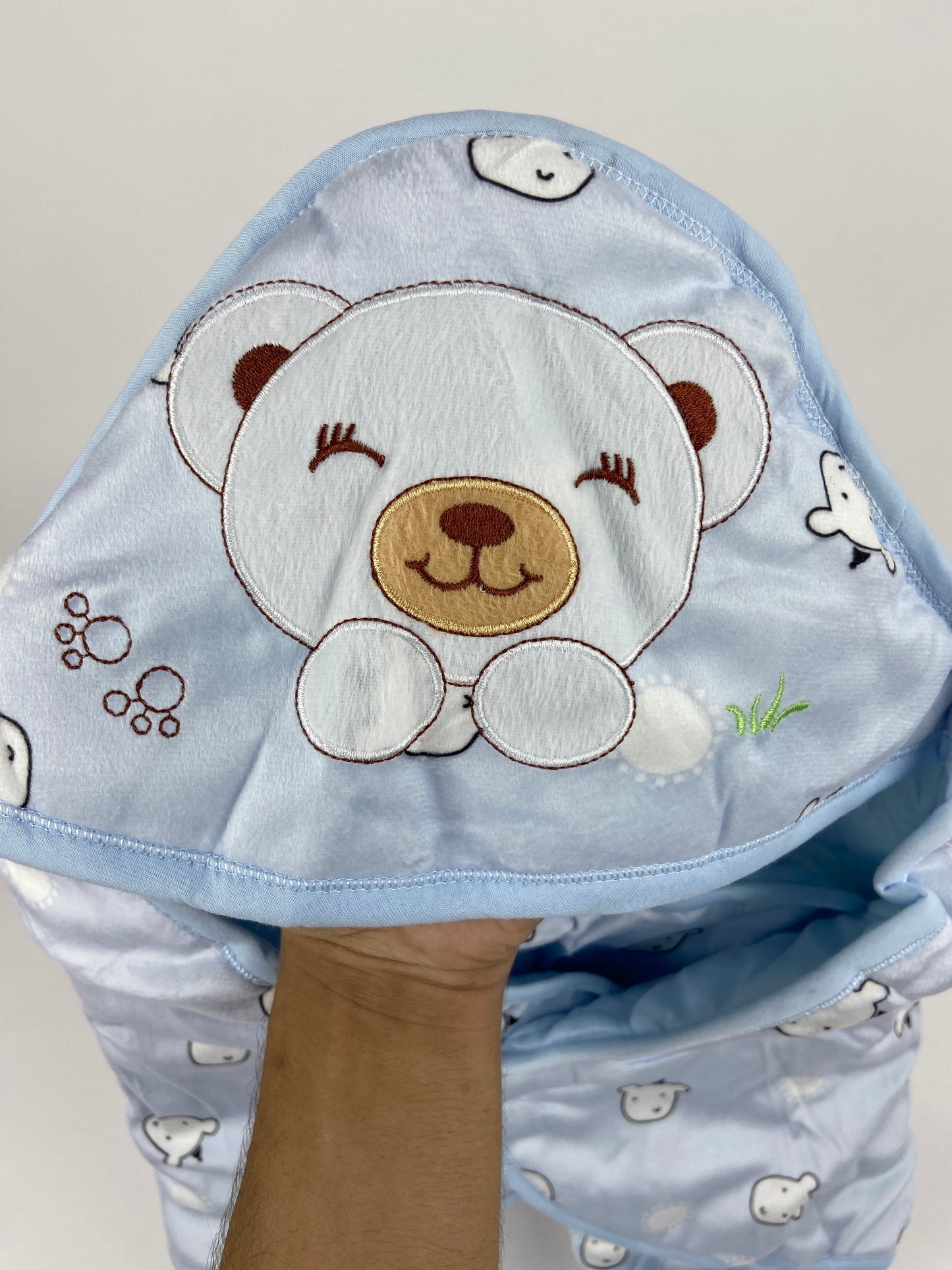 SHT423-Cozy Baby Swaddle