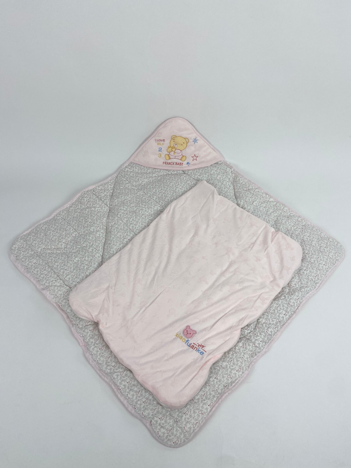 SHT432-Cozy Baby Swaddle