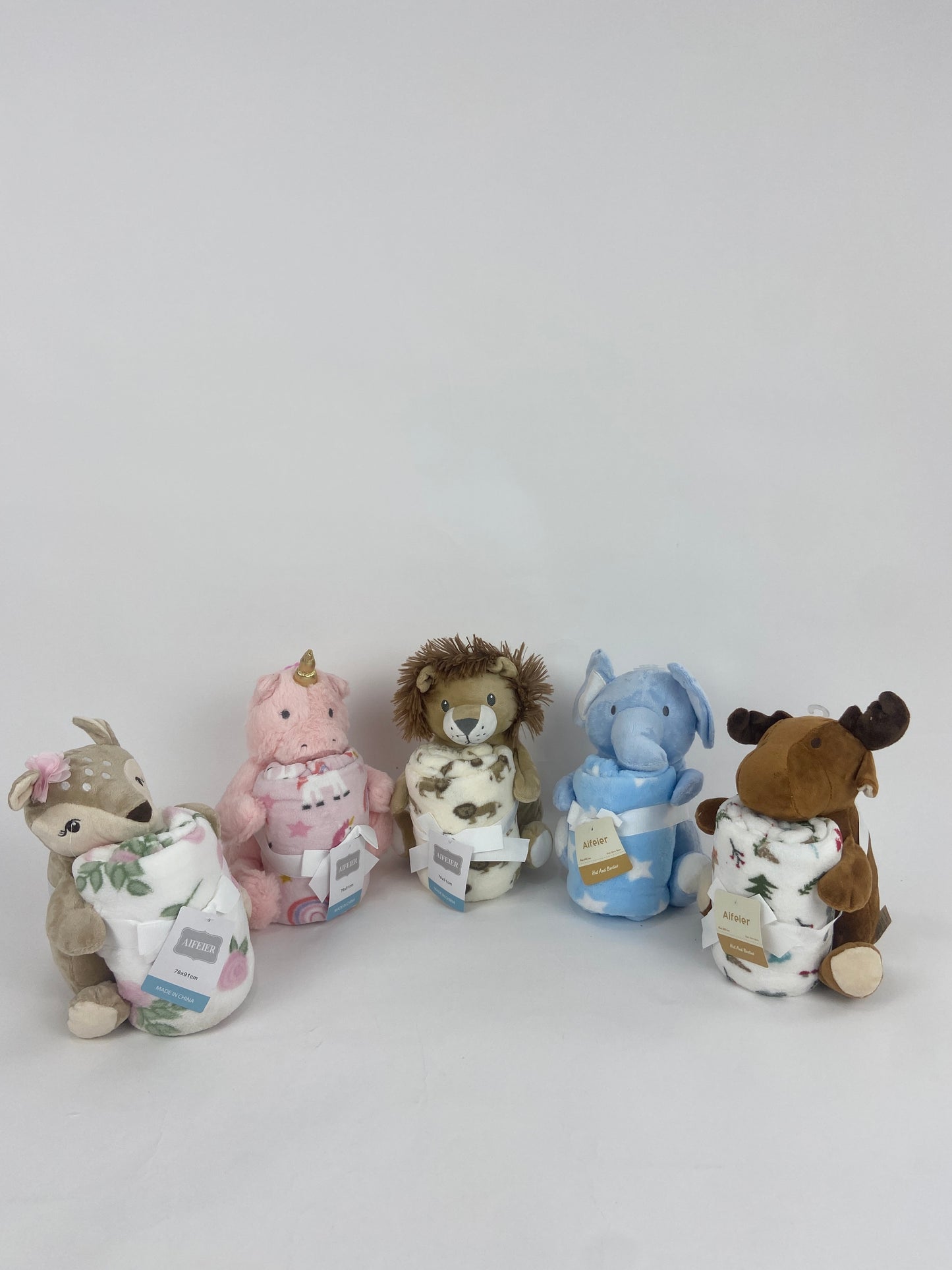 SHT438-Cozy blanket with Stuff Toy