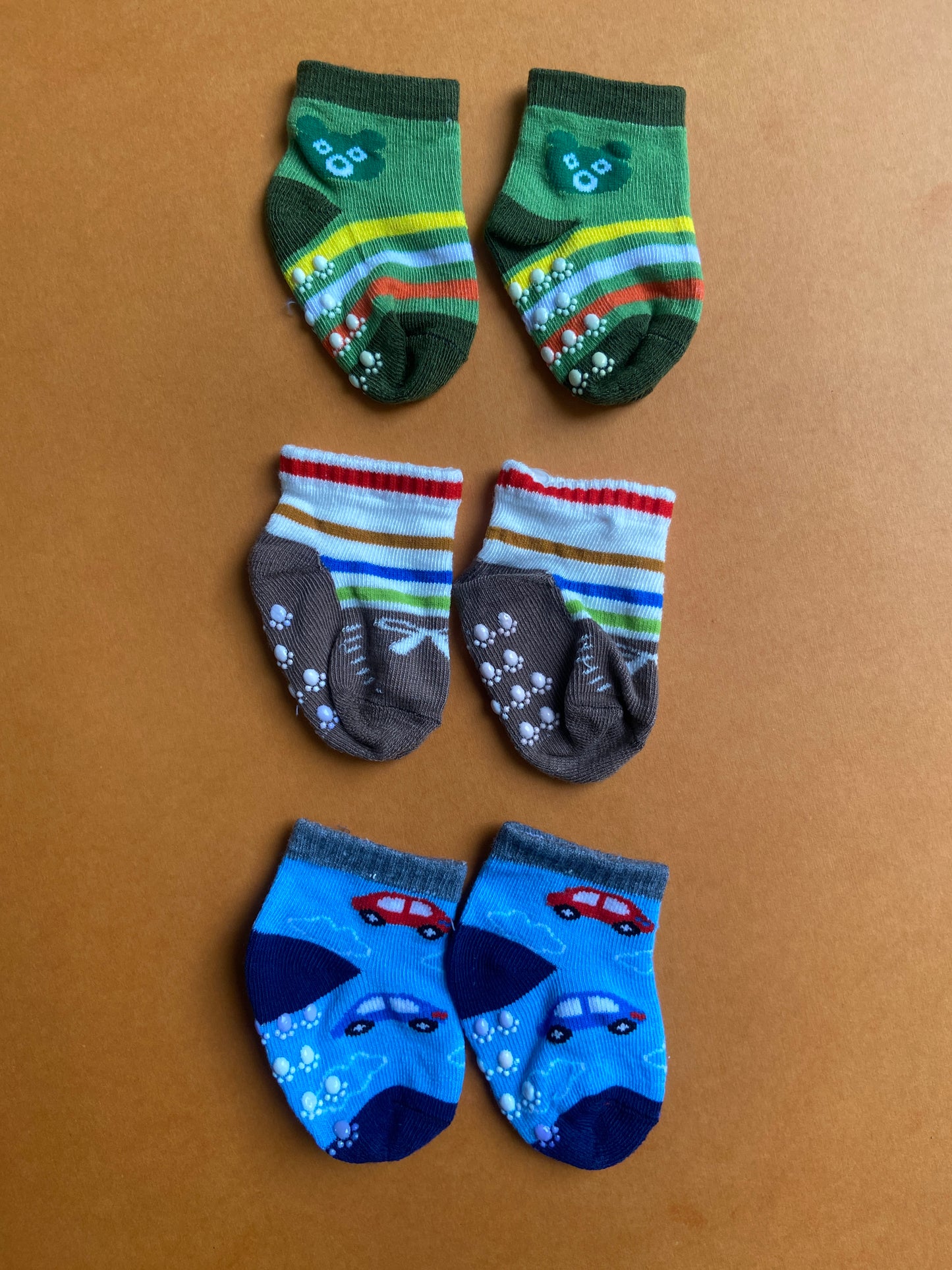 SH553-Pack of 3 Winter Baby Socks