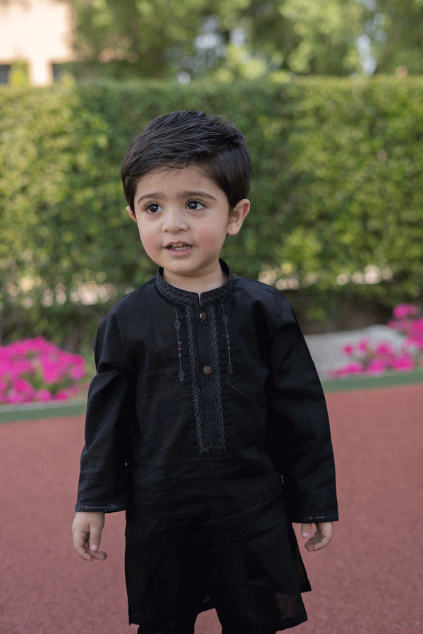 Black Lawn 2 piece set (6M-7Y)