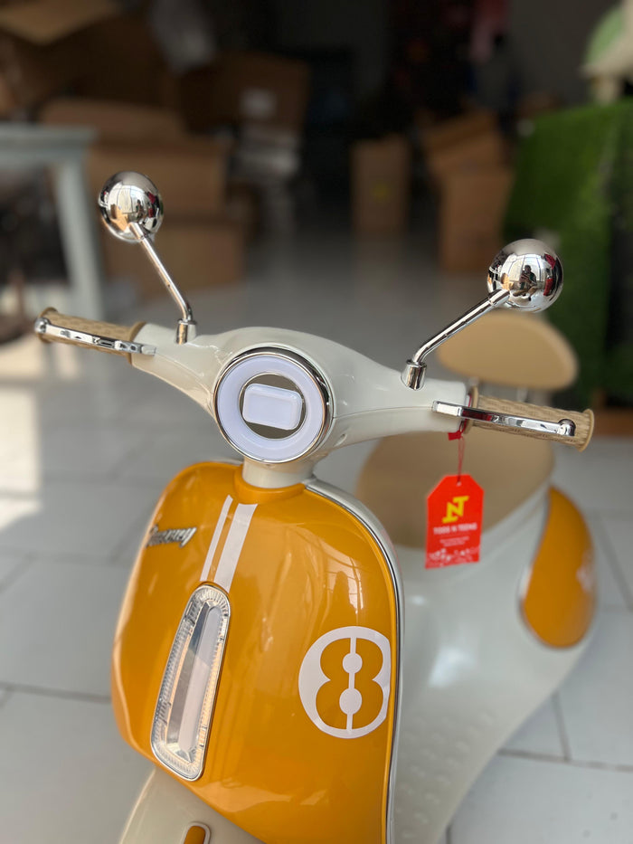 Imported Electric Vintage Vespa Scooter - M6188