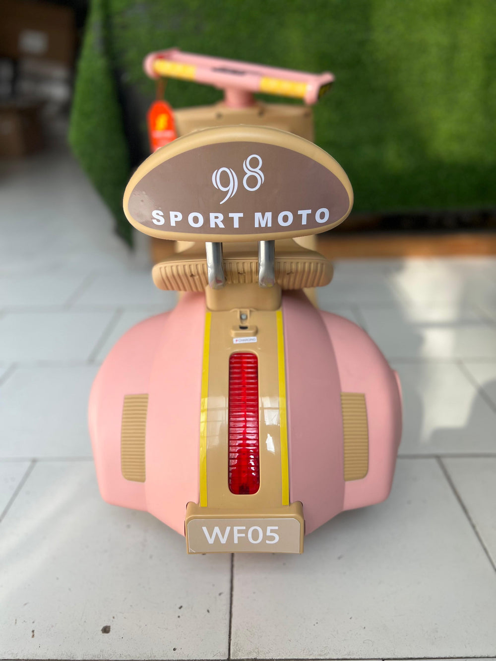 Imported Electric Vespa Scooter - 916