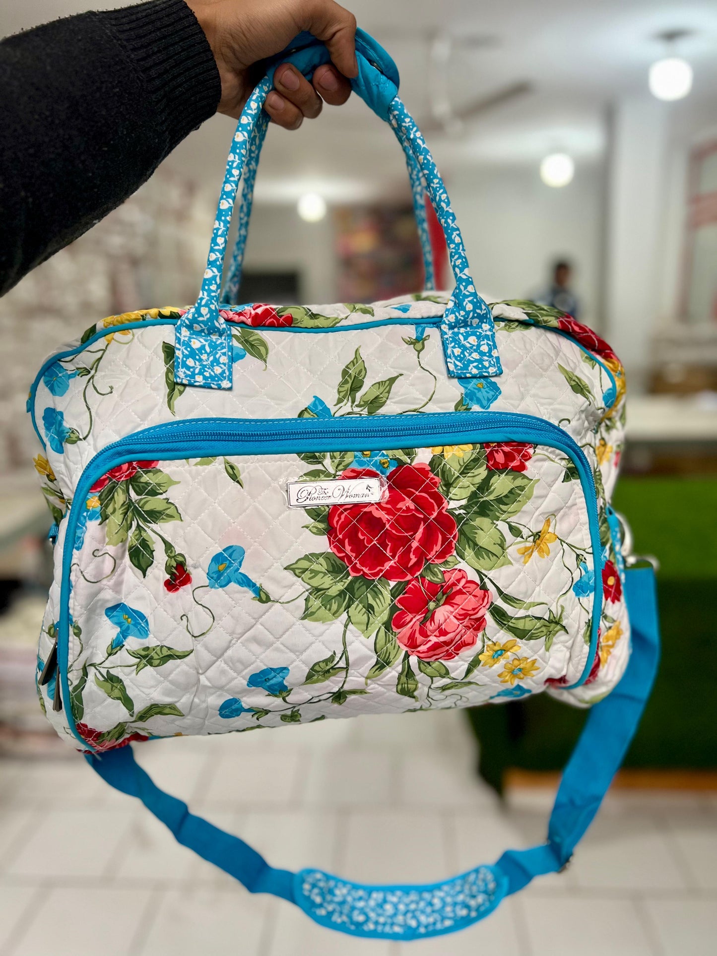 DB193-The Pioneer Woman Weekender Bag