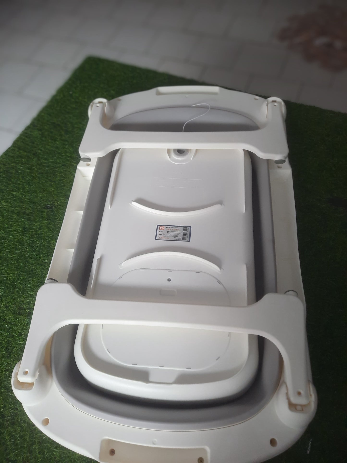 Deluxe Large Baby Bather With Thermometer 6011