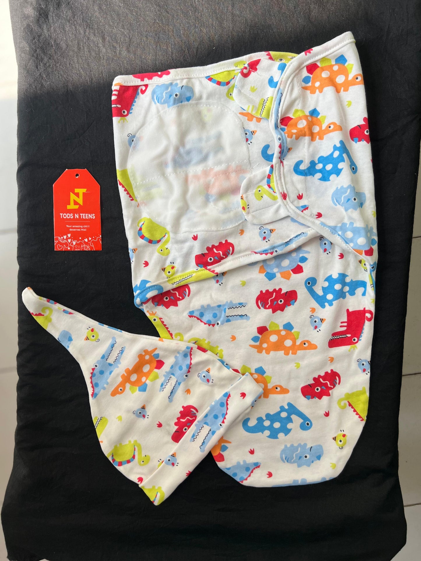 SHT273-Swaddle Me with Cap