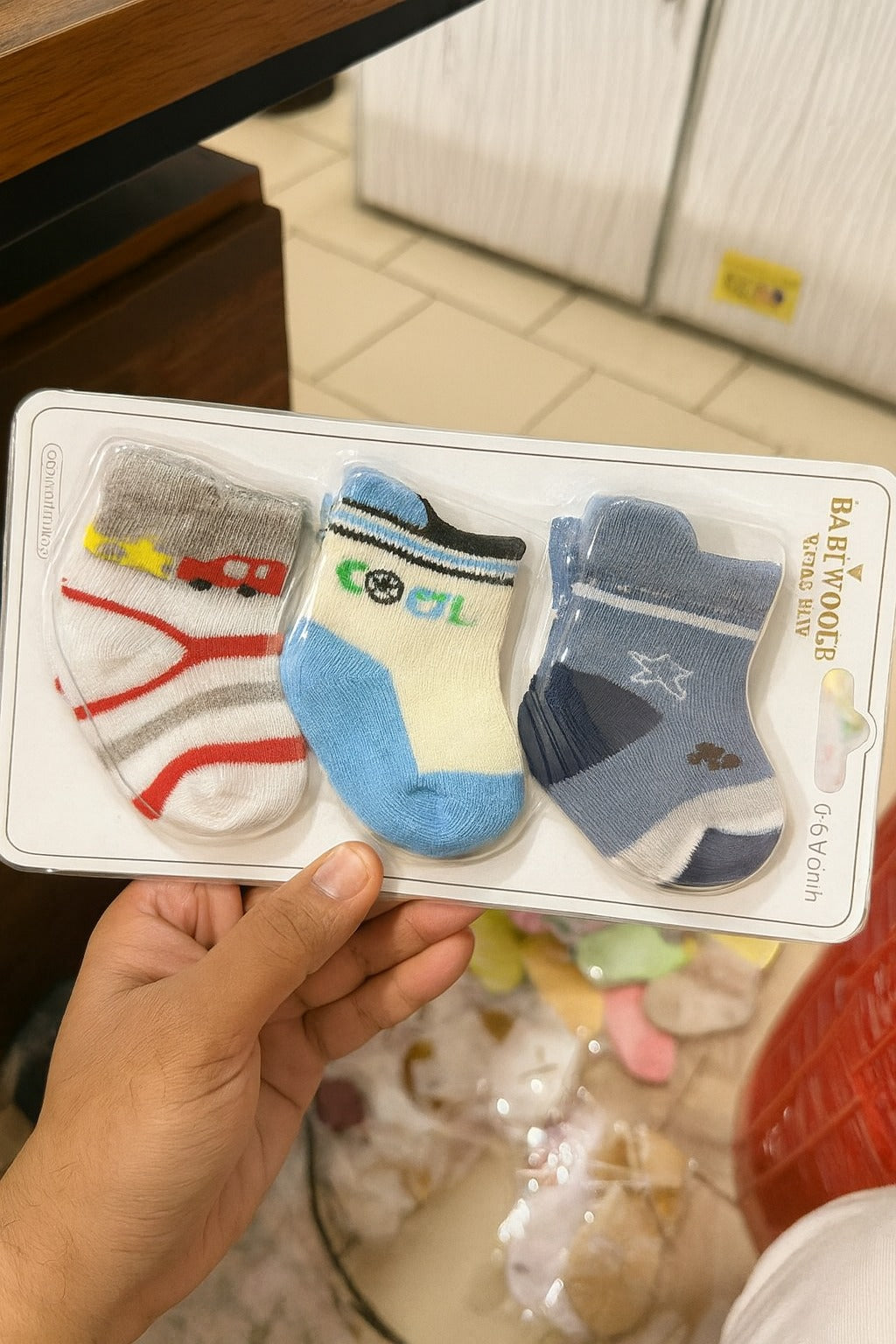 SH540-pack of 3 Winter Baby Socks - 0-6M