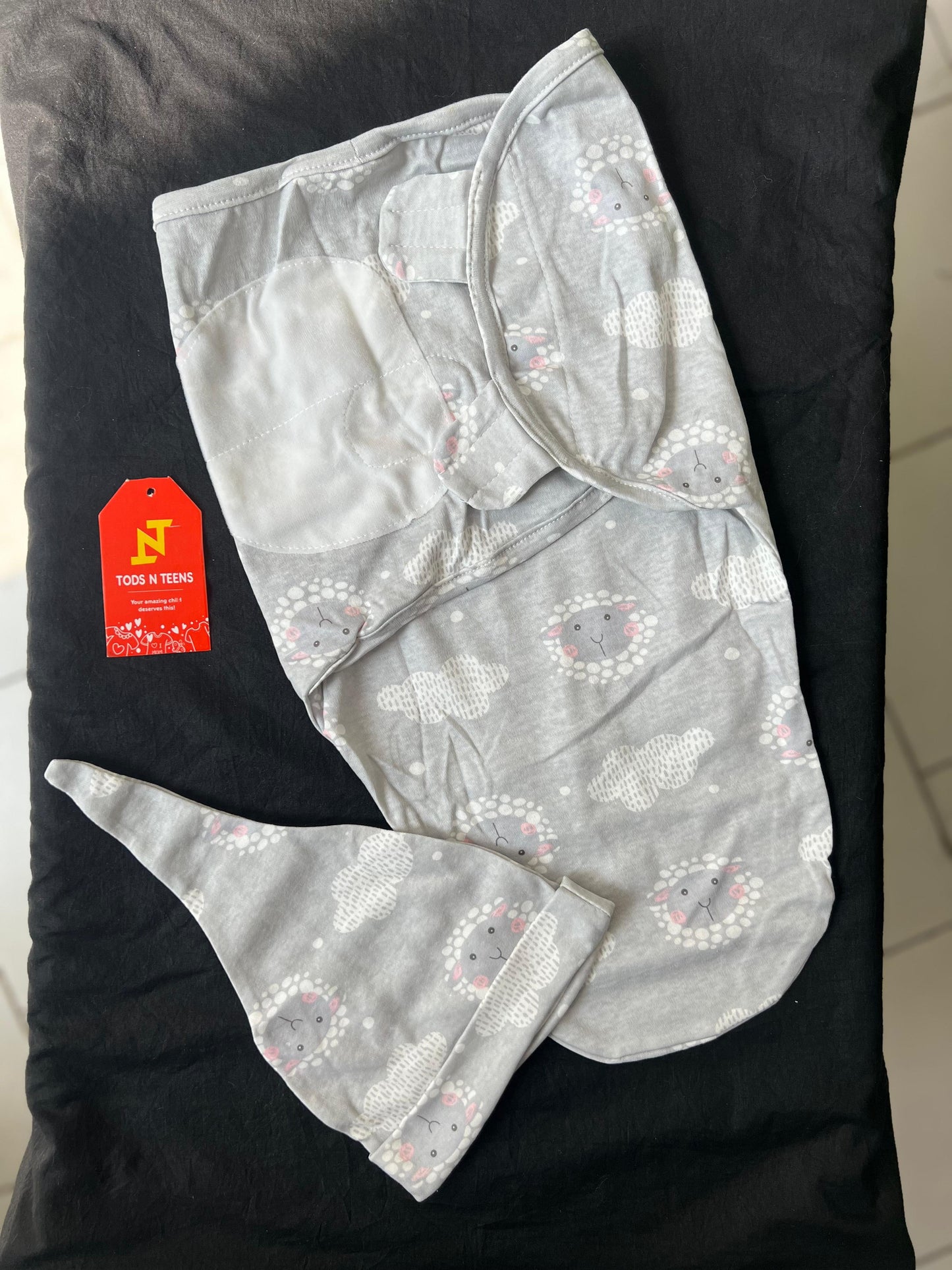 SHT273-Swaddle Me with Cap
