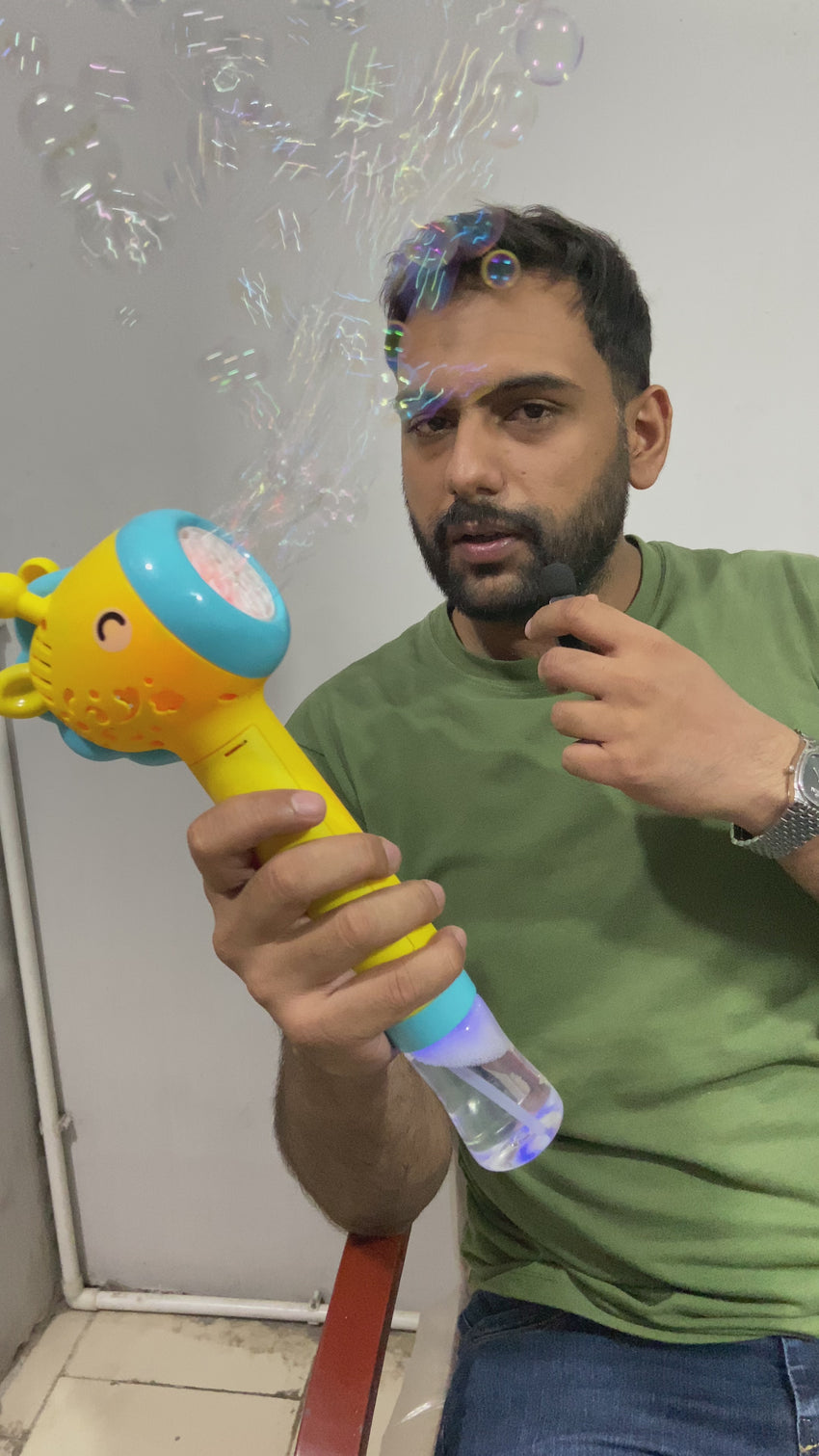 Imported Giraffe Bubble Gun