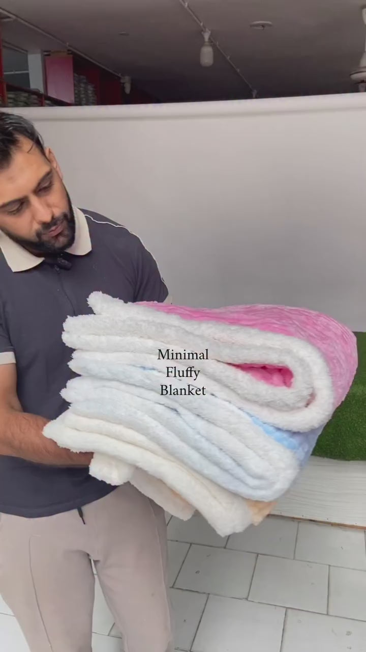Fluffy Blanket (L:95 CM x W:85 CM)